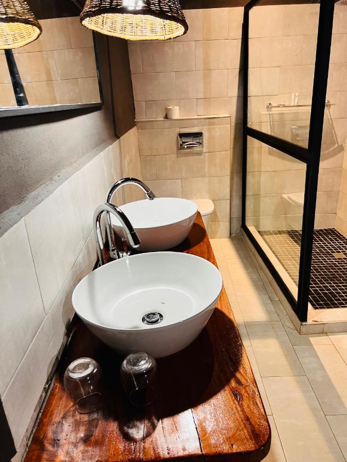 The Shed Venue & Boutique Hotel Лілонґве Екстер'єр фото