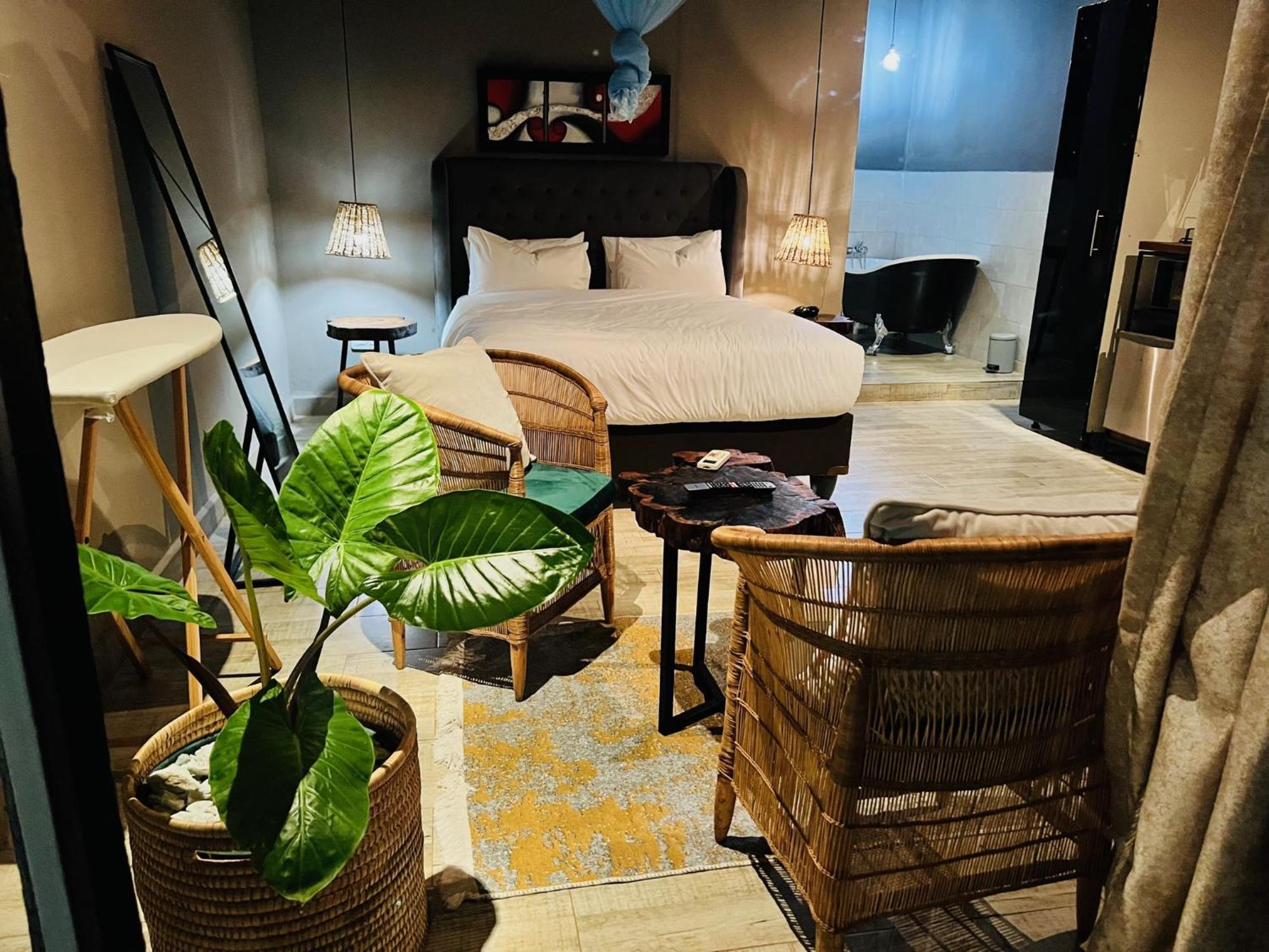 The Shed Venue & Boutique Hotel Лілонґве Екстер'єр фото